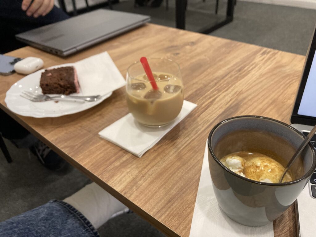 カフェ代(作業場所)